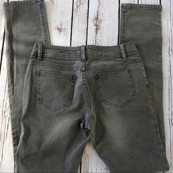 SO Gray Skinny Jeans. - Picture 4 of 6